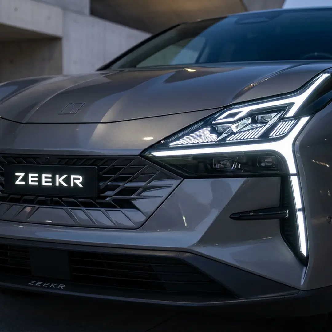 ZEEKR X 3